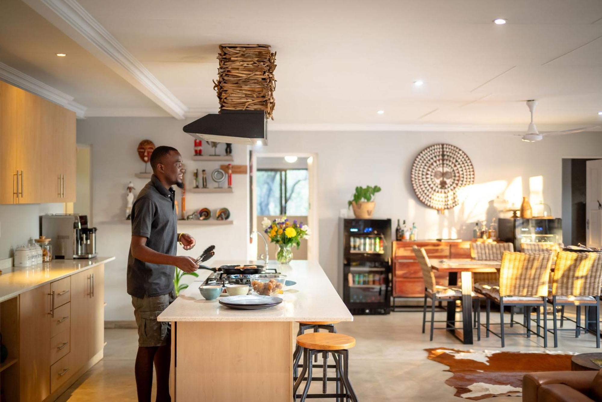 Rafiki Bush Lodge Ходспруит Екстериор снимка